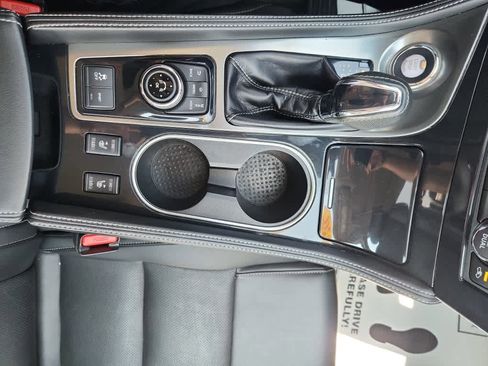 Used 2020 Nissan Maxima 3.5 SL w/ Floor Mat Group image 23