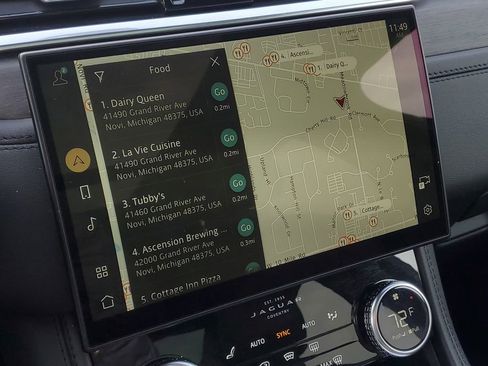 Used 2021 Jaguar F-PACE S image 25