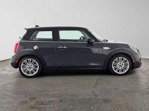 Used 2014 MINI Cooper S FWD image 2