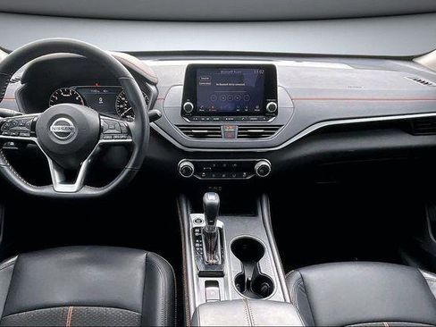 Used 2020 Nissan Altima 2.5 SR image 8