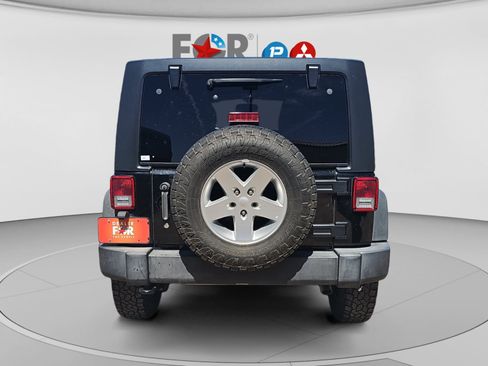 Used 2017 Jeep Wrangler Unlimited Sport w/ Quick Order Package 24S AWD/4WD image 4