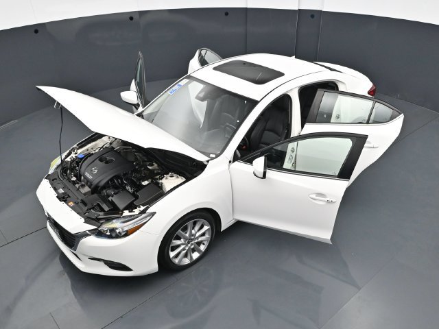 Used 2017 MAZDA MAZDA3 Touring w/ Popular Equipment Package FWD image 38