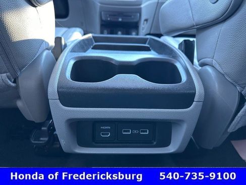 Certified 2024 Honda Odyssey Touring image 49