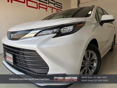 Used 2024 Toyota Sienna XLE
