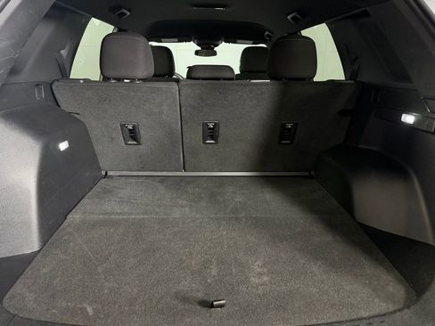 Used 2025 Chevrolet Equinox LT image 29