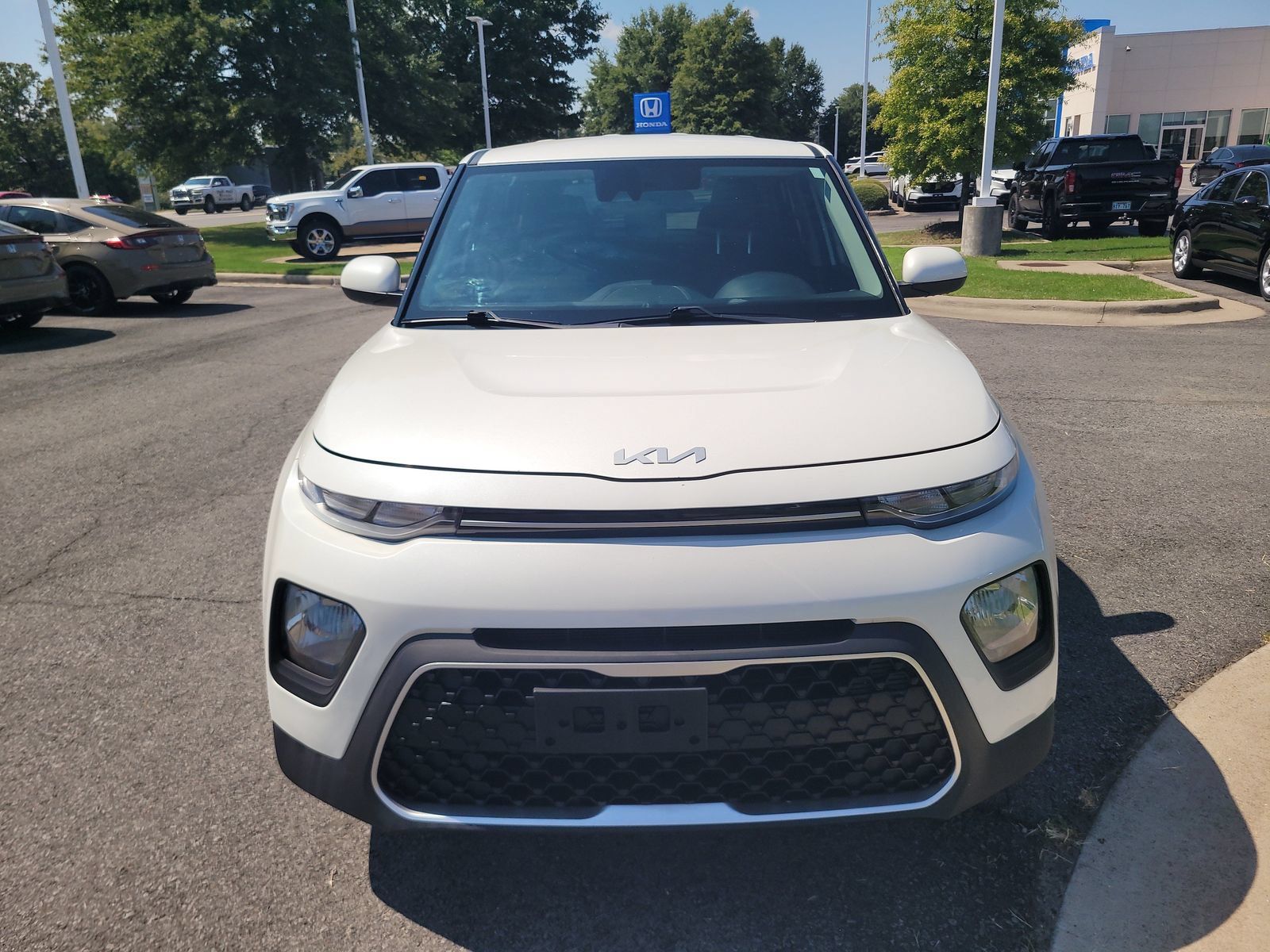 Used 2022 Kia Soul LX w/ Technology Package FWD image 8