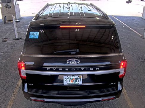 Used 2024 Ford Expedition Max XLT RWD image 7