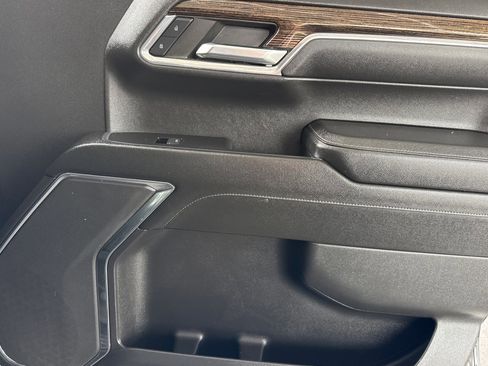 Used 2024 GMC Sierra 1500 Elevation image 21