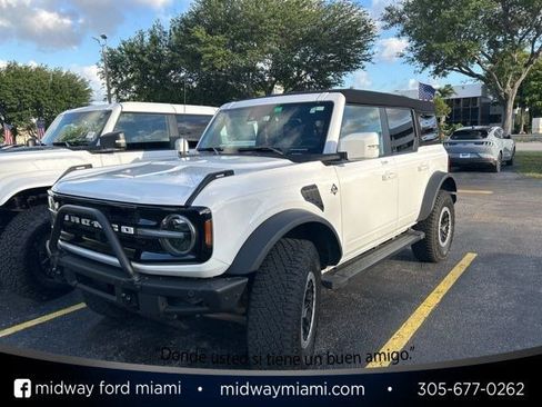 Used 2023 Ford Bronco Outer Banks w/ Sasquatch Package image 1