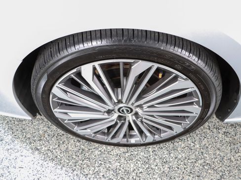 Used 2023 Nissan Altima 2.5 SL image 11