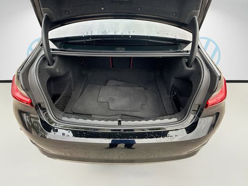 Used 2022 BMW 330i w/ Convenience Package image 27