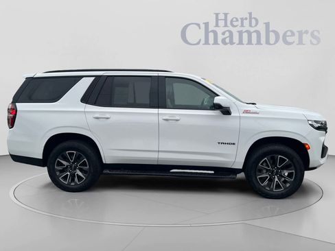 Used 2023 Chevrolet Tahoe Z71 w/ Luxury Package AWD/4WD image 5