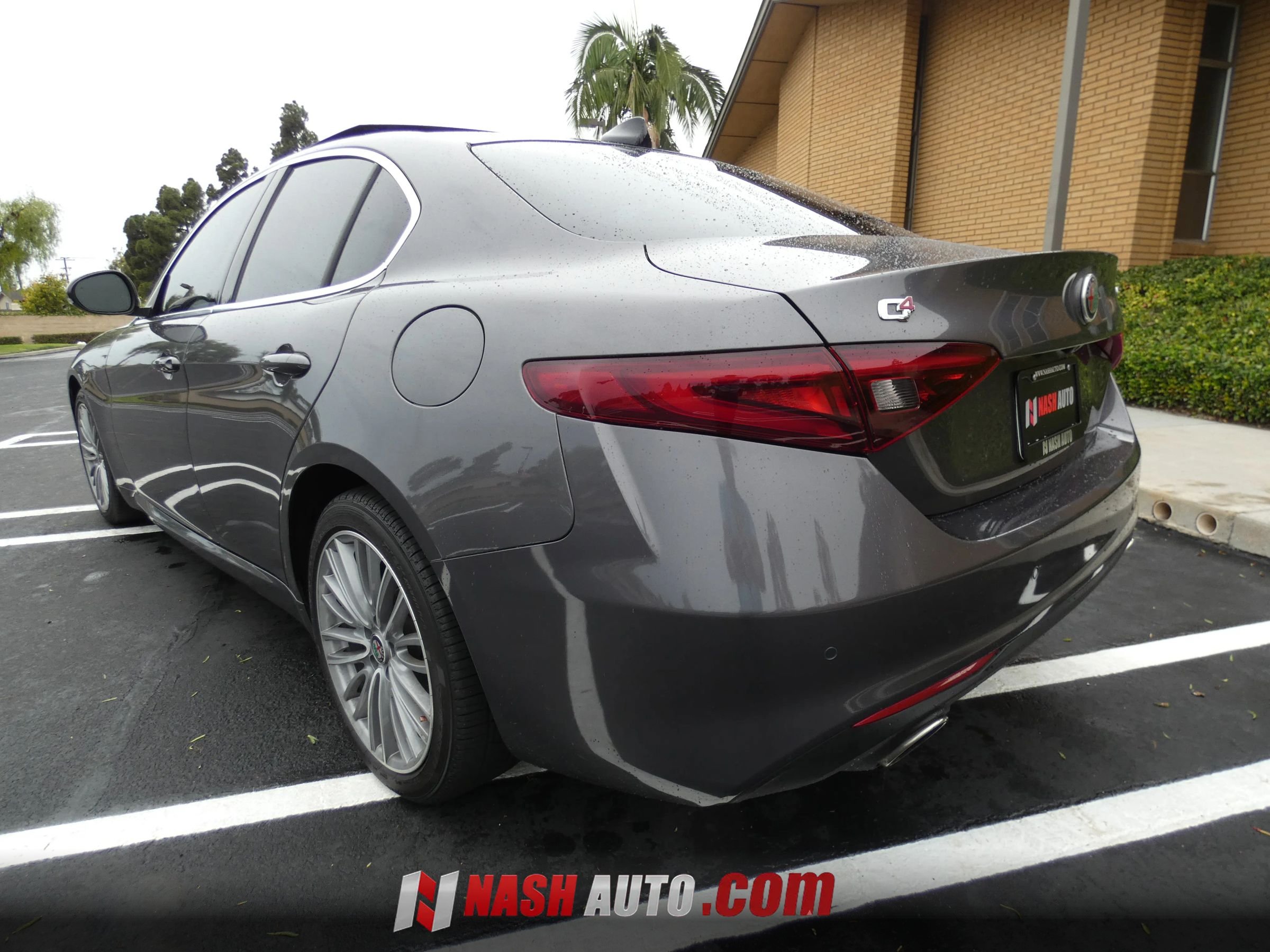Used 2018 Alfa Romeo Giulia Ti w/ Quick Order Package 22X Lusso AWD/4WD image 12