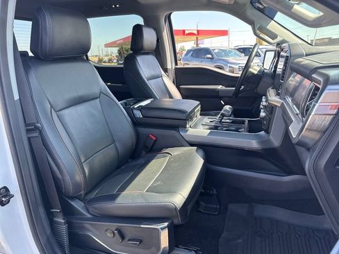Used 2022 Ford F150 Lariat AWD/4WD image 11