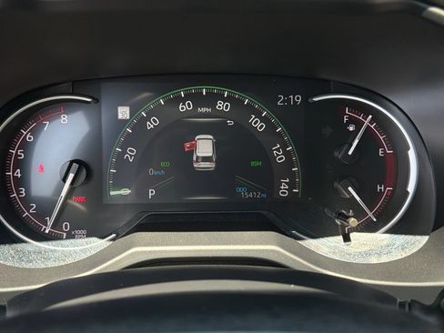 Used 2025 Toyota RAV4 XLE AWD/4WD image 25