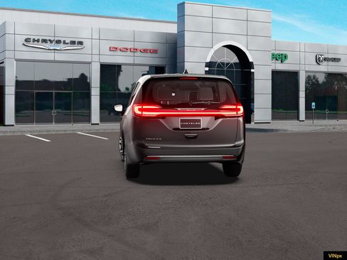 New 2027 Chrysler Pacifica Select FWD image 13