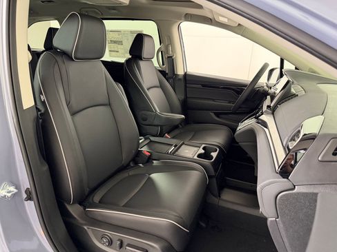 New 2026 Honda Odyssey Touring image 26
