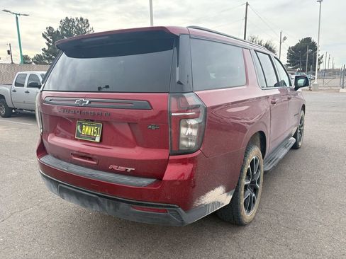 Used 2023 Chevrolet Suburban RST w/ Luxury Package image 5