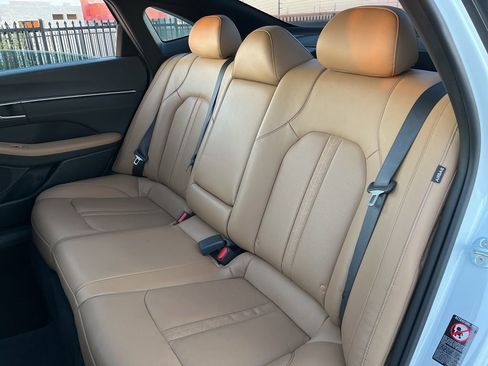 Used 2021 Hyundai Sonata Limited image 28