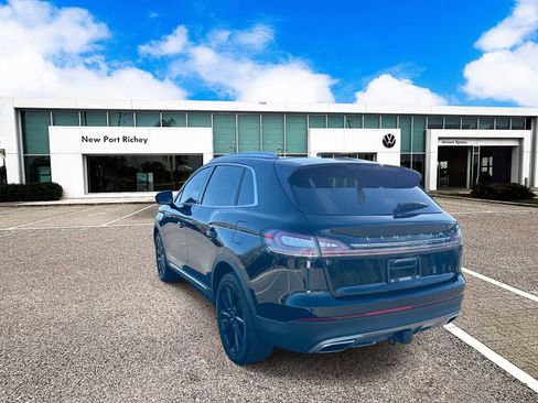 Used 2022 Lincoln Nautilus Reserve w/ Equipment Group 201A image 6