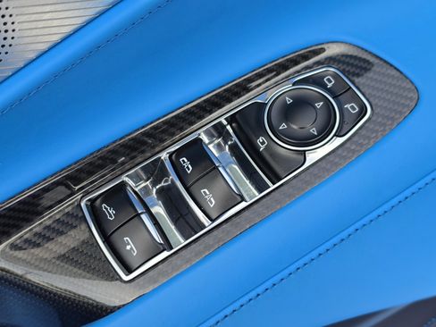 Used 2023 Chevrolet Corvette Z06 RWD image 19