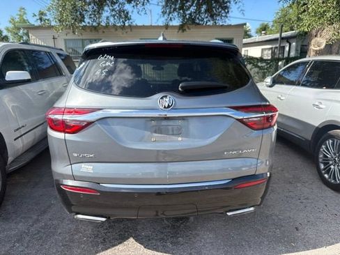 Certified 2018 Buick Enclave Essence w/ Trailering Package FWD image 8