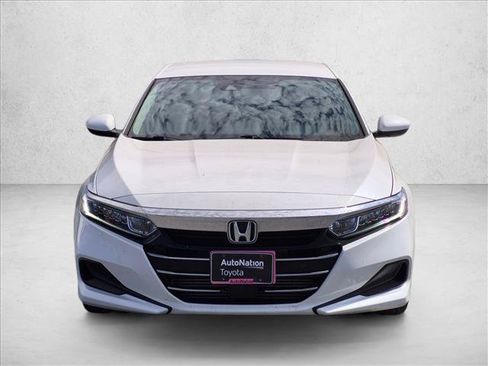 Used 2022 Honda Accord LX image 2