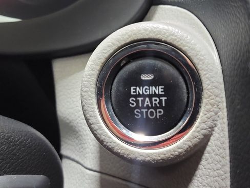 Used 2014 Subaru Forester 2.5i Touring image 19