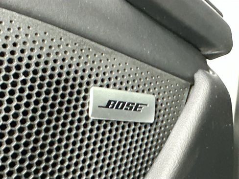 Certified 2025 Porsche Taycan image 23