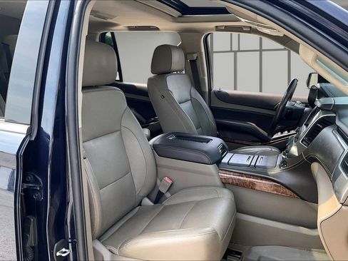 Used 2019 Chevrolet Tahoe Premier w/ Max Trailering Package AWD/4WD image 28