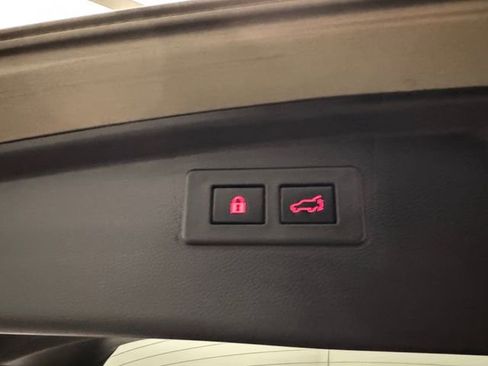 Used 2022 Subaru Outback Premium image 31