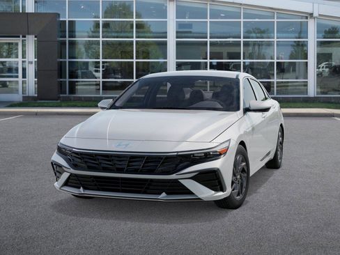 New 2026 Hyundai Elantra Blue image 6