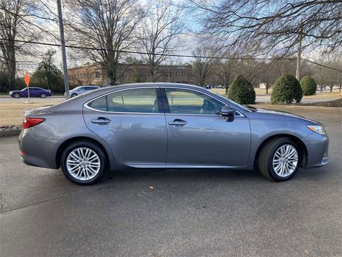 Used 2014 Lexus ES 350 w/ Luxury Package image 2