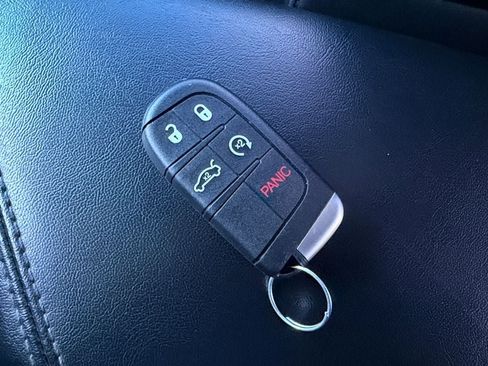 Used 2022 Dodge Challenger R/T RWD image 31