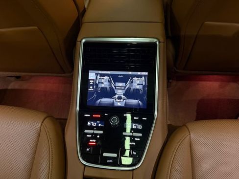 Certified 2023 Porsche Panamera 4S AWD/4WD image 29