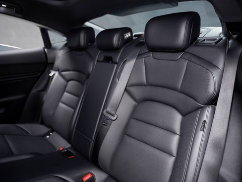 Used 2023 Porsche Taycan w/ Premium Package image 63