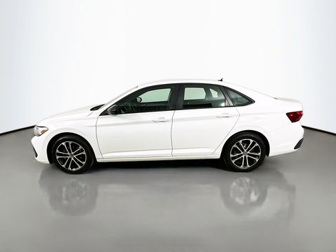 Used 2024 Volkswagen Jetta Sport FWD image 8