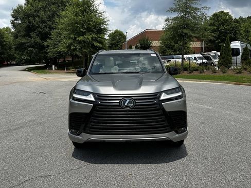 Used 2024 Lexus LX 600 4WD w/ Appearance Package image 3