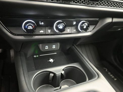 New 2026 Honda HR-V LX image 18