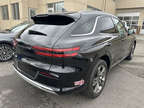 Used 2024 Genesis Electrified GV70 Prestige w/ Prestige Package image 9