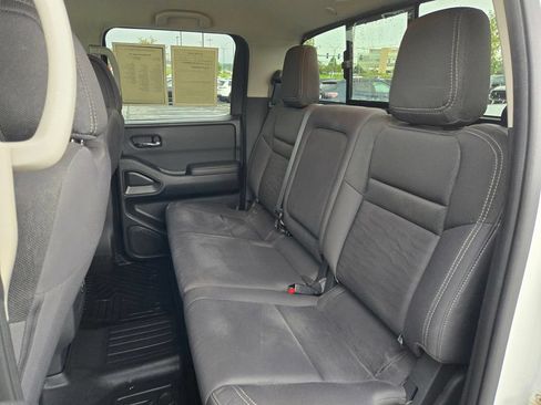 Used 2023 Nissan Frontier SV w/ SV Convenience Package AWD/4WD image 29