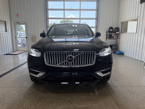 Used 2024 Volvo XC90 T8 Plus AWD/4WD image 7