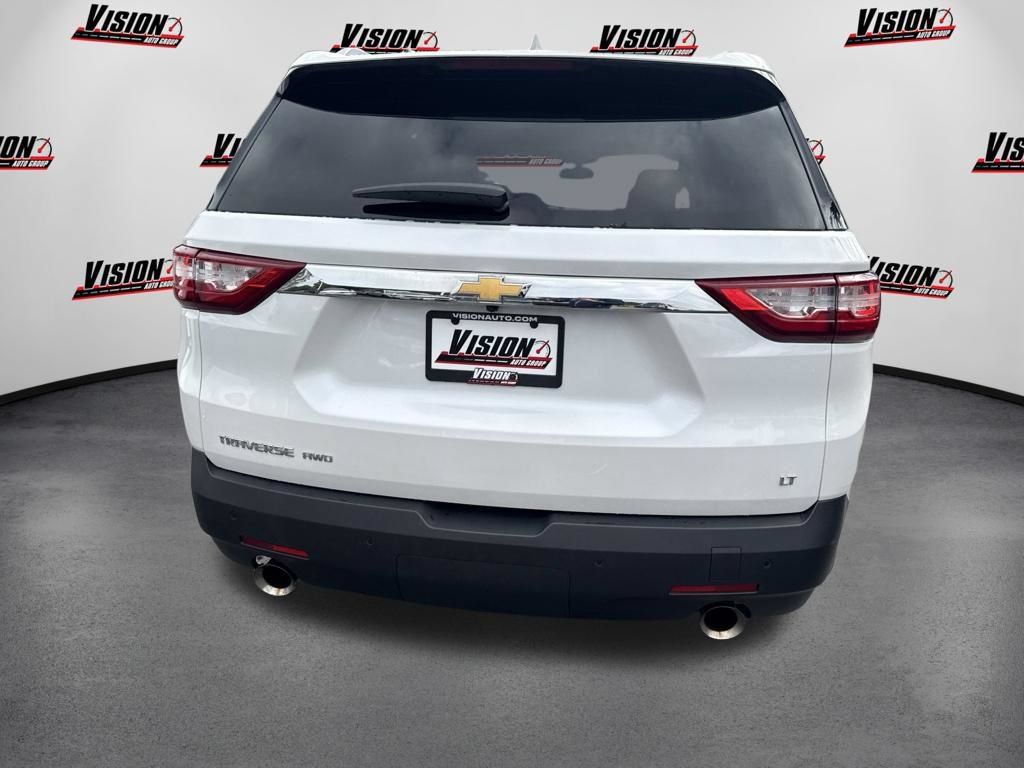 Used 2018 Chevrolet Traverse LT w/ LPO, Floor Liner Package AWD/4WD image 7