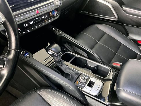 Used 2021 Kia Telluride EX w/ EX Premium Package AWD/4WD image 14