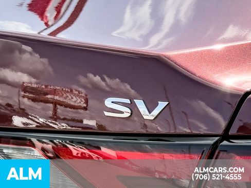 Used 2024 Nissan Sentra SV FWD image 16