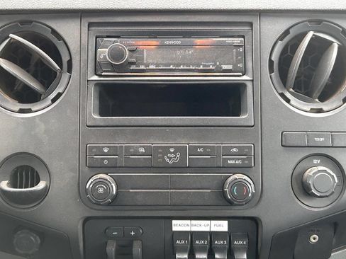 Used 2011 Ford F450 XL w/ PWR Equipment Group image 16