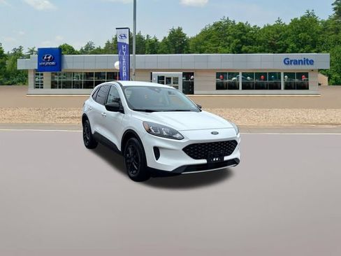 Used 2022 Ford Escape SE w/ Convenience Package AWD/4WD image 6