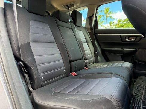 Used 2020 Honda CR-V LX image 11