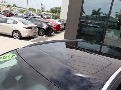 Used 2023 MAZDA CX-30 AWD 2.5 S w/ Premium Package image 11