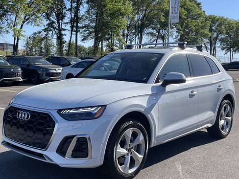 Used 2023 Audi Q5 2.0T Prestige w/ Prestige Package AWD/4WD image 3